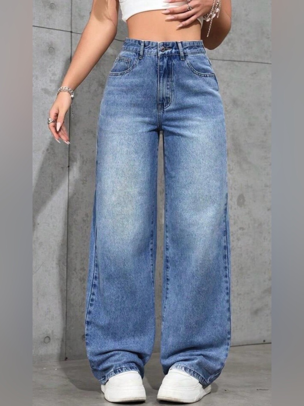 High-Rise Wide Leg Women's Jeans - Light Blue